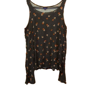 Aeropostale Cold Shoulder Black Floral Long Sleeve Shirt